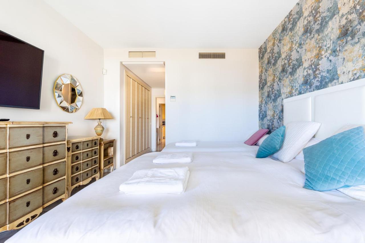 Wintowinrentals Luxury And Sea View Inside Puerto Marina بينالماذينا المظهر الخارجي الصورة