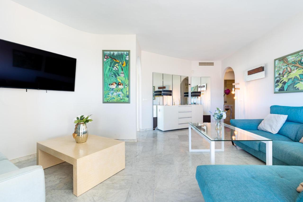 Wintowinrentals Luxury And Sea View Inside Puerto Marina بينالماذينا المظهر الخارجي الصورة