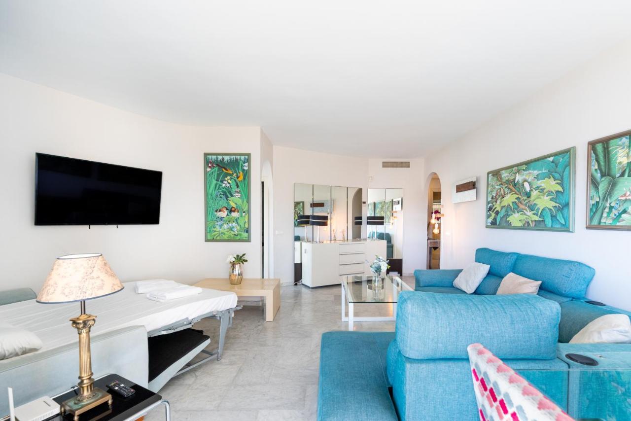 Wintowinrentals Luxury And Sea View Inside Puerto Marina بينالماذينا المظهر الخارجي الصورة