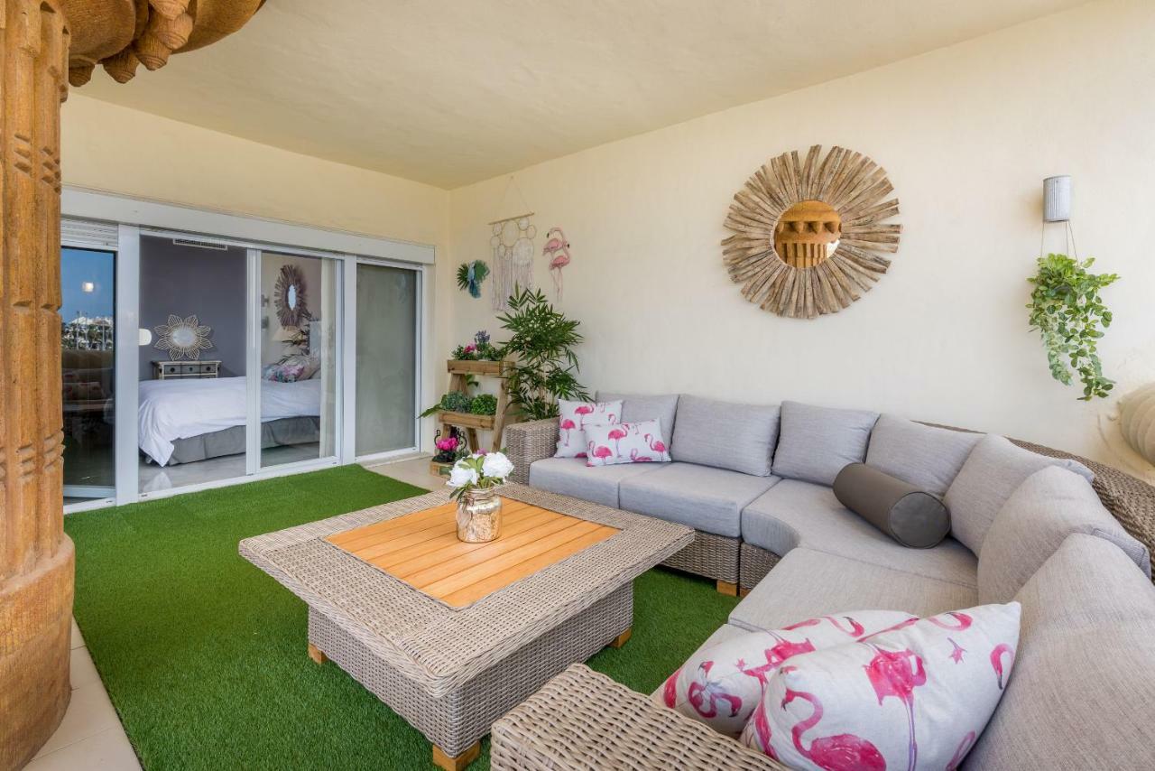 Wintowinrentals Luxury And Sea View Inside Puerto Marina بينالماذينا المظهر الخارجي الصورة
