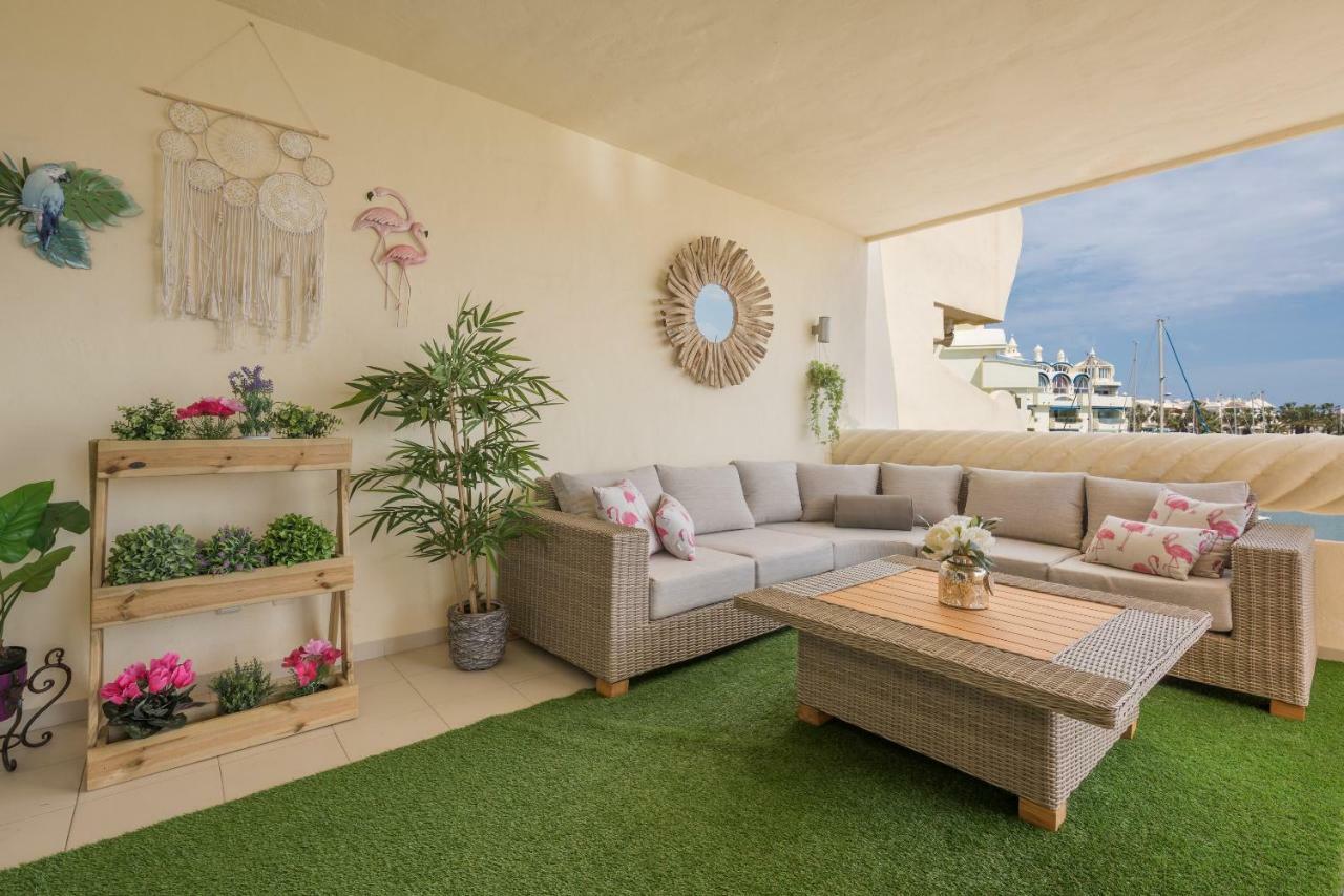 Wintowinrentals Luxury And Sea View Inside Puerto Marina بينالماذينا المظهر الخارجي الصورة