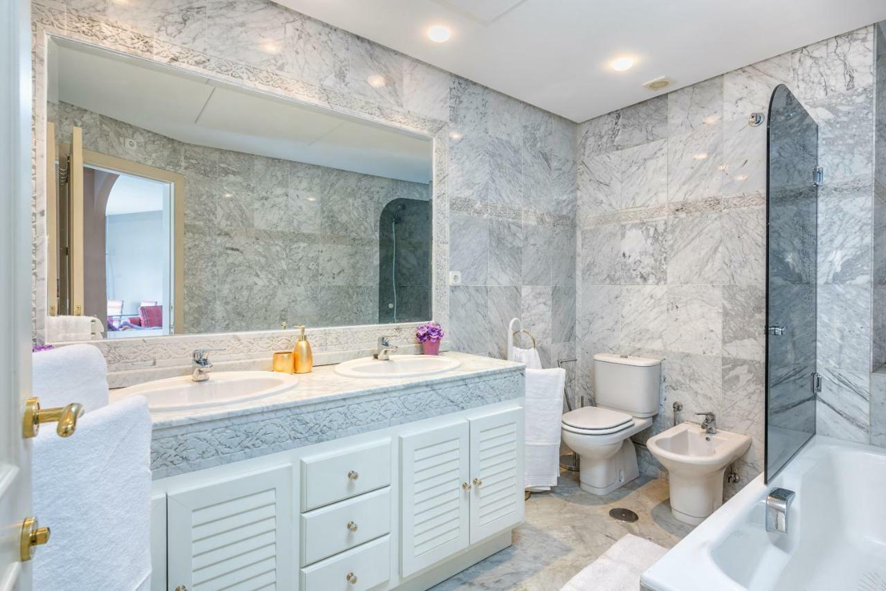 Wintowinrentals Luxury And Sea View Inside Puerto Marina بينالماذينا المظهر الخارجي الصورة