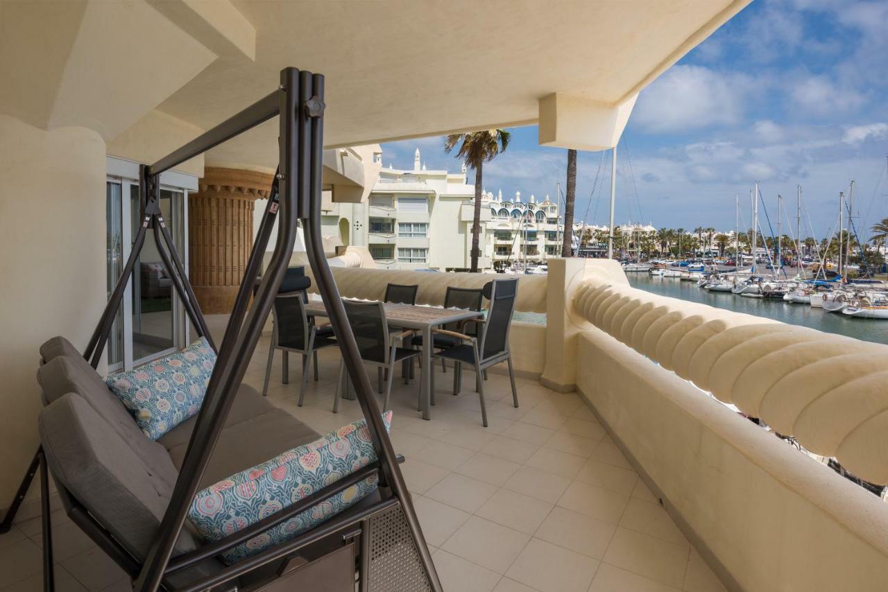 Wintowinrentals Luxury And Sea View Inside Puerto Marina بينالماذينا المظهر الخارجي الصورة